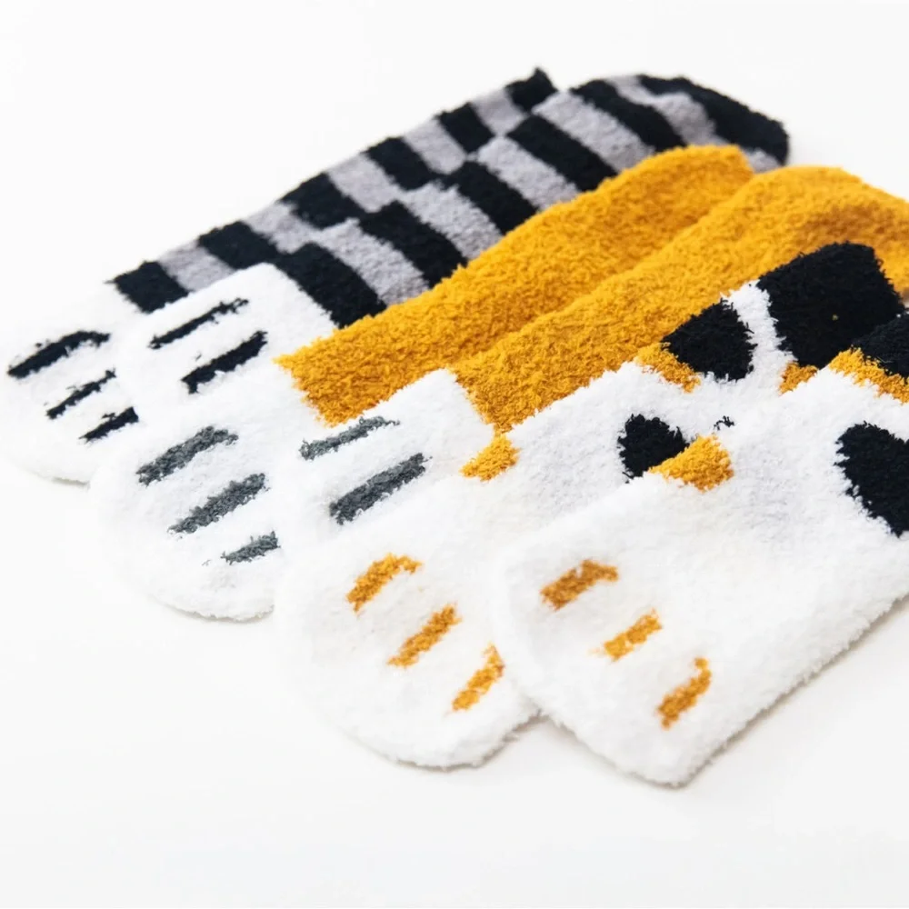 Fuzzy Cat Paw Socks Set - Black, Orange, White - Picture 3 of 6